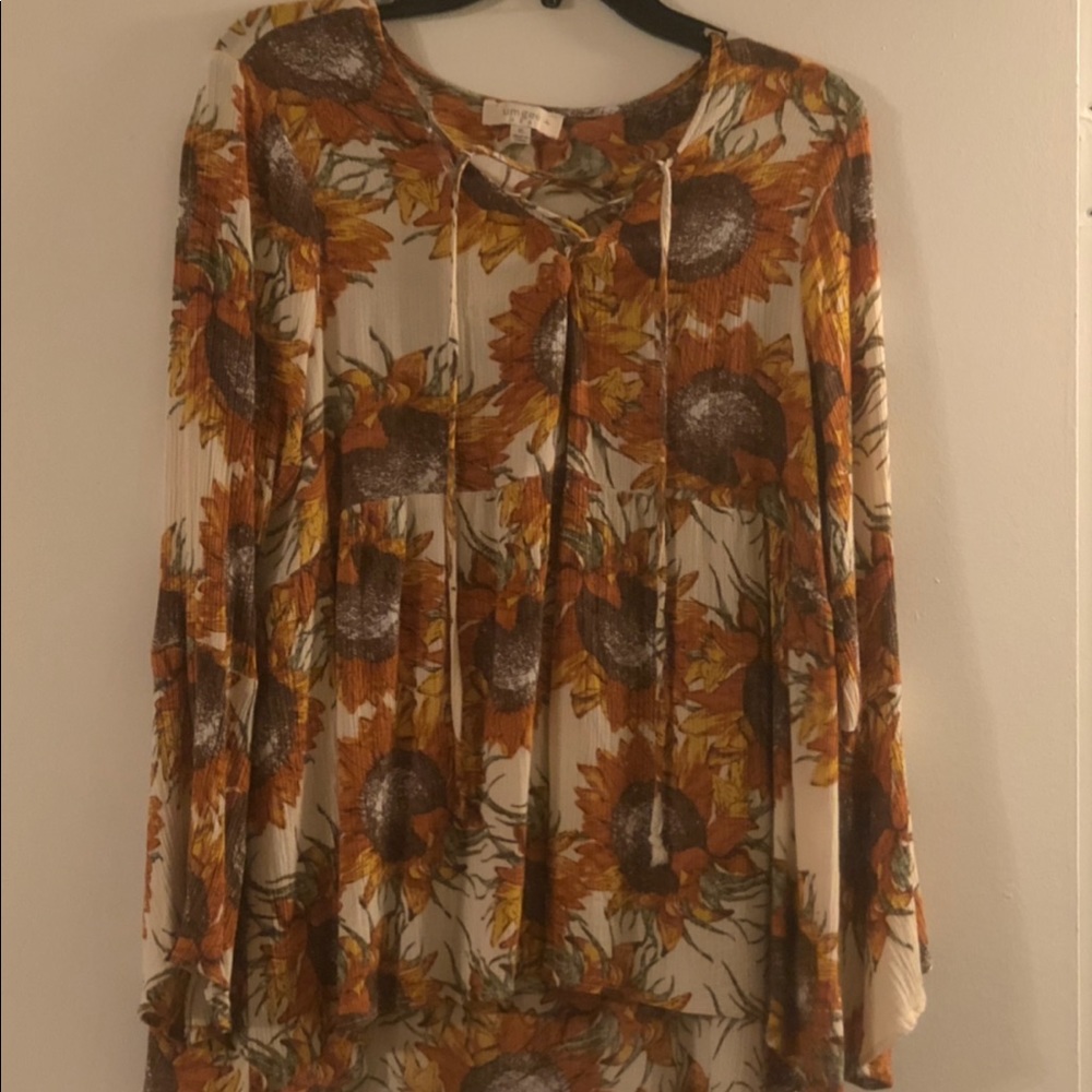 UMGEE BOUTIQUE SUNFLOWER BLOUSE
